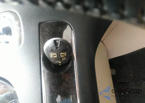 2013 Chrysler Town & Country Touring z USA, uszkodzony, nr VIN 2C4RC1BG5DR659623